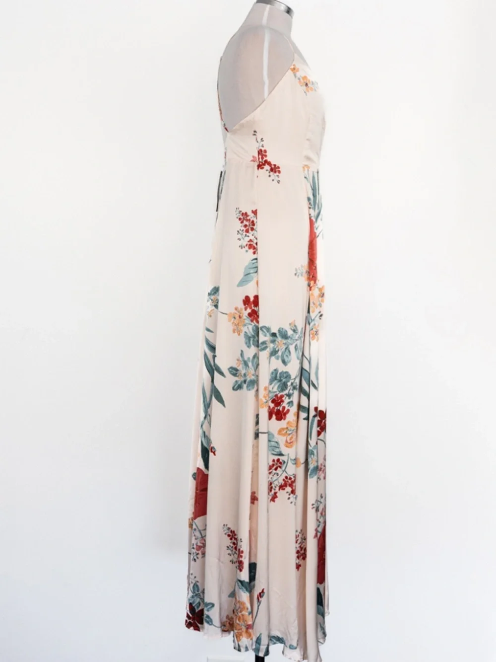 Lulus - Still‎ The One Floral Faux Wrap Gown In Cream Floral Print
